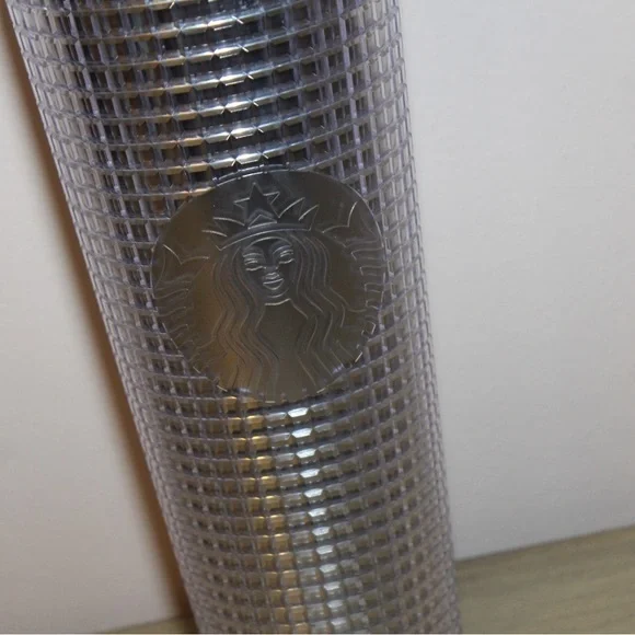 Starbucks 2020 Holiday Silver Studded Grid 24oz Cold Cup Tumbler Disco Winter - Picture 2 of 6